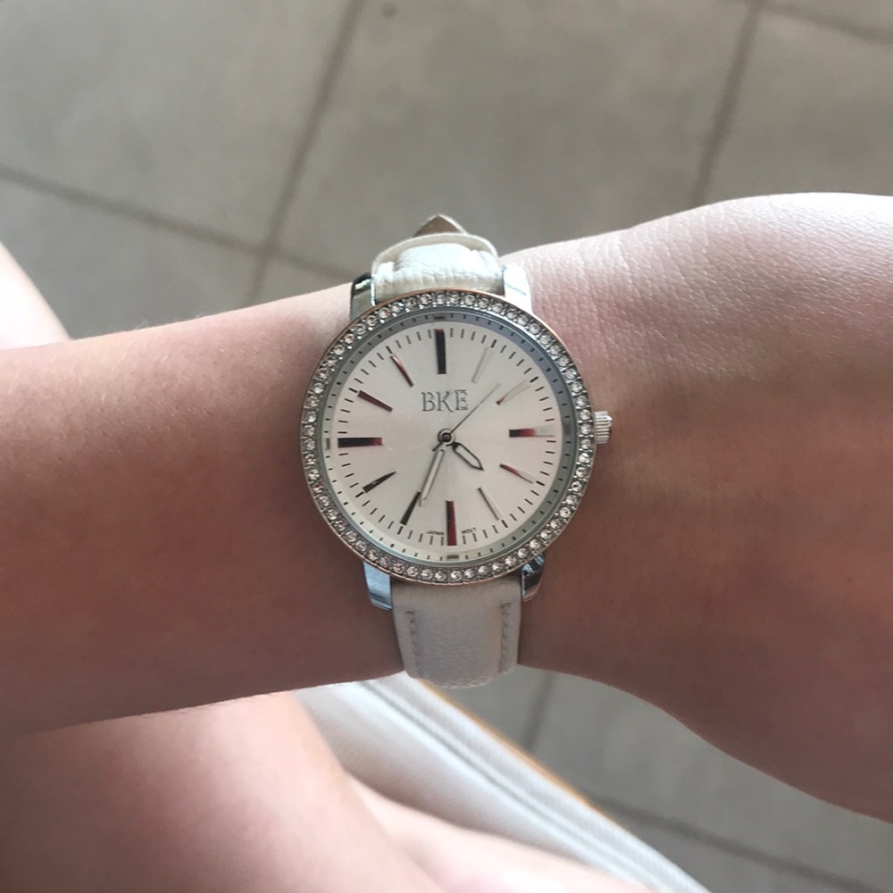 BKE buckle watch